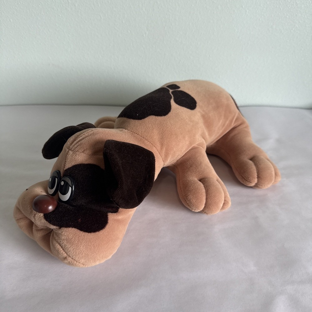 Vintage Pound Puppie 1985 Plush 18in.Brown spots